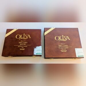 Set of 2 Oliva Serie V Melanio and Melanio Maduro Sigar Boxes